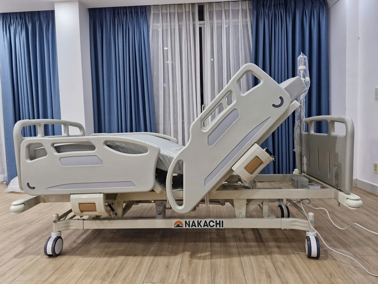 Giường y tế đa năng ICU điều khiển Nakachi NC-H16PRO